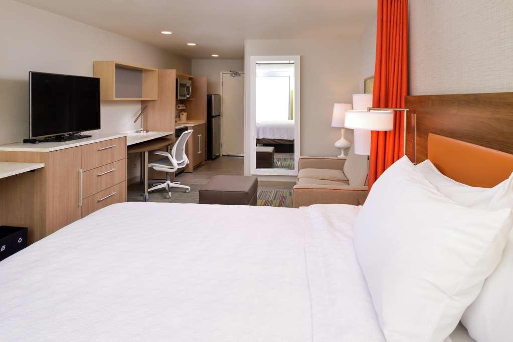 Home2 Suites By Hilton Меррилвилл Номер фото